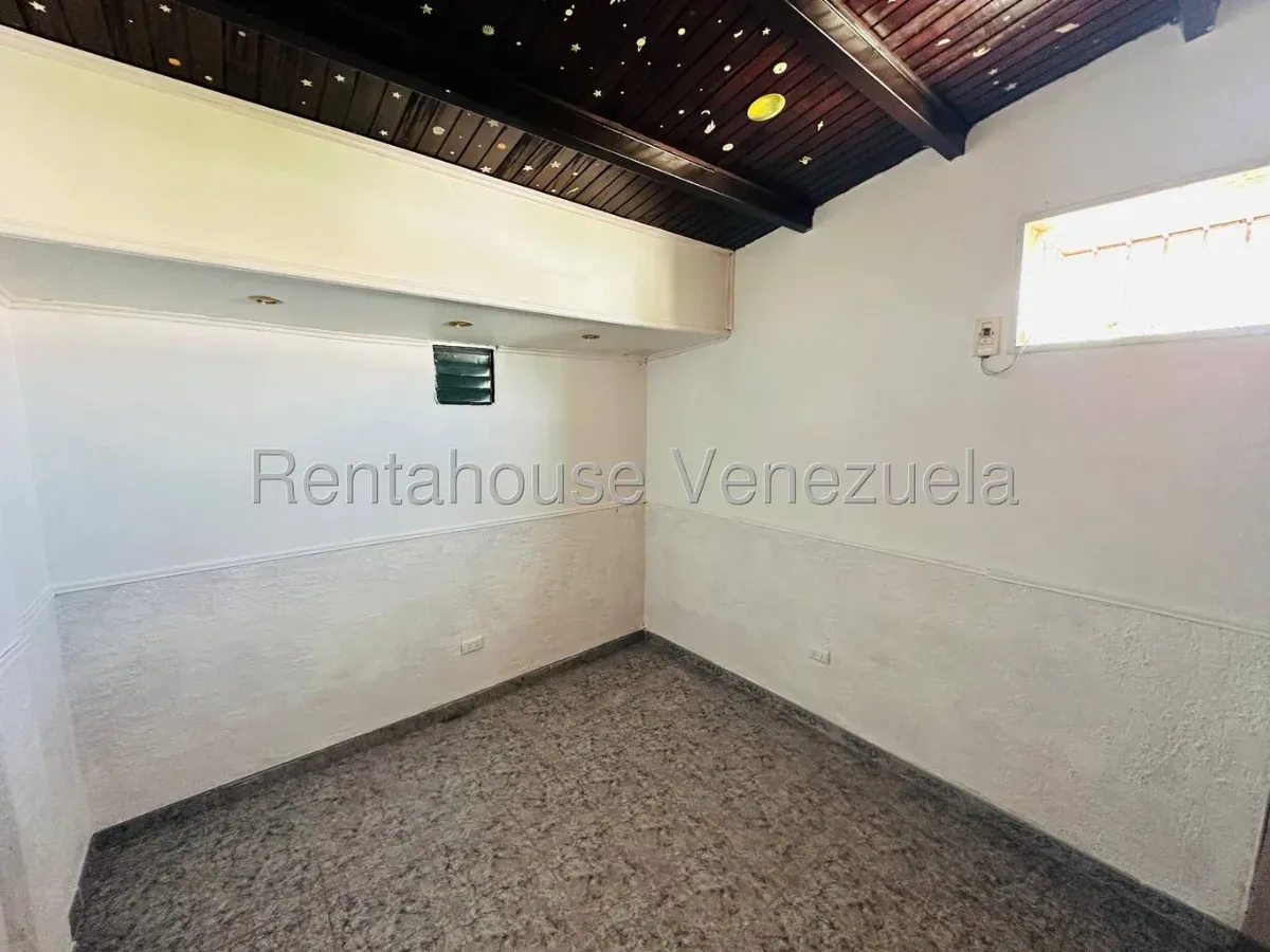 Amplia Propiedad en Venta Urb. Ciudad Jardin, Cagua, Edo. Aragua - 21