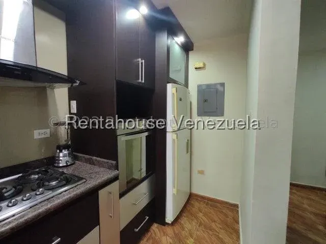 Apartamento en Venta Urb. Bosque Alto, Av. Fuerzas Aéreas Maracay - 9