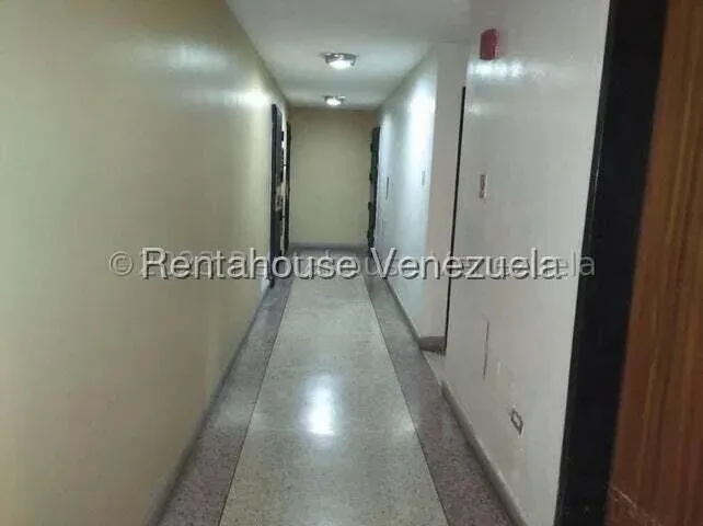 Apartamento en Venta Urb. Bosque Alto, Av. Fuerzas Aéreas Maracay - 15