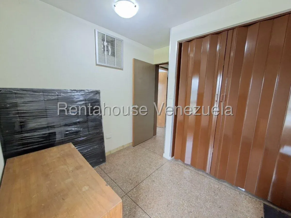 Hermoso Apartamento Totalmente Remodelado en Venta Urb. Los Caobos, Maracay, Piso Bajo - 25