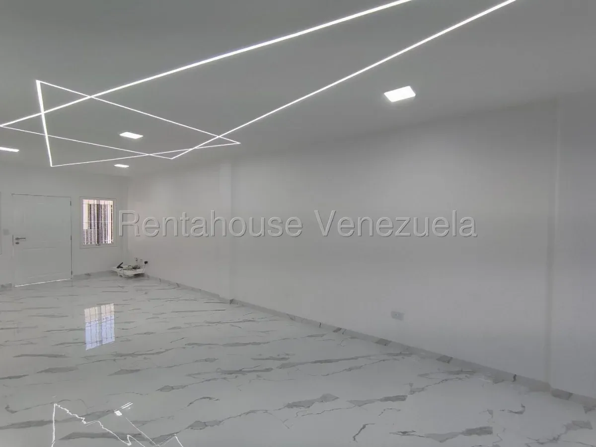 Estupenda Casa en Venta Urb. Sant Homero II, vía San Mateo, La Victoria, Edo. Aragua - 3
