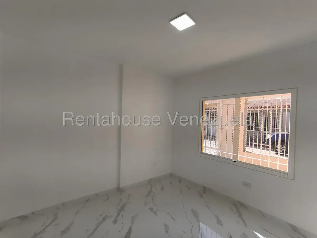 Estupenda Casa en Venta Urb. Sant Homero II, vía San Mateo, La Victoria, Edo. Aragua - 8