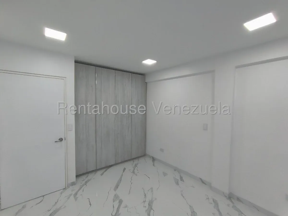 Estupenda Casa en Venta Urb. Sant Homero II, vía San Mateo, La Victoria, Edo. Aragua - 17