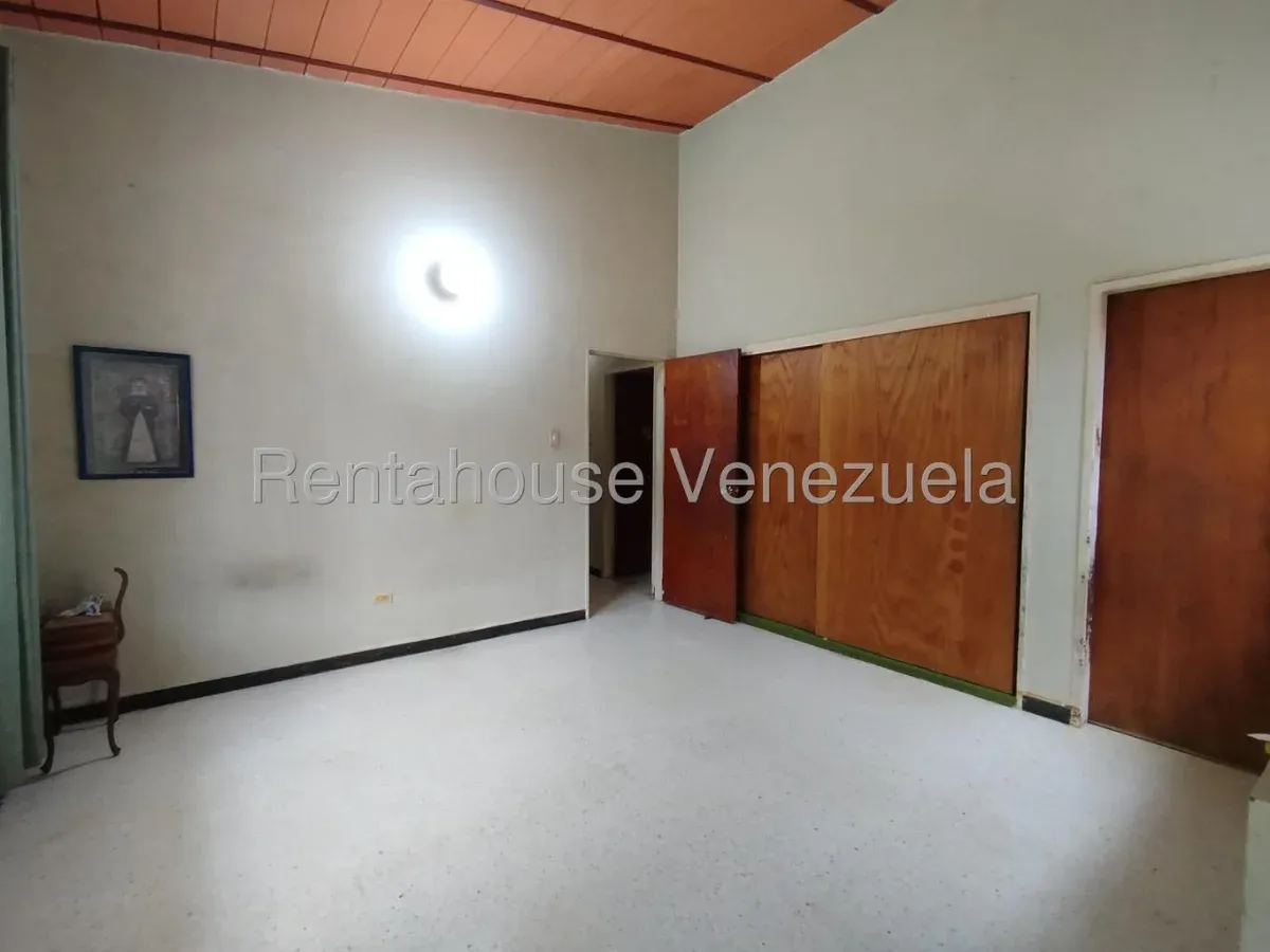 Amplia y Potencial Casa en Venta Urb. Los Rauseos Norte, El Limon, Maracay Edo.Aragua - 16