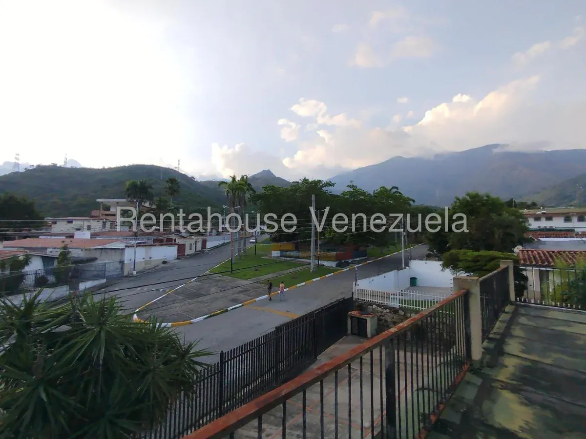 Amplia y Potencial Casa en Venta Urb. Los Rauseos Norte, El Limon, Maracay Edo.Aragua - 23