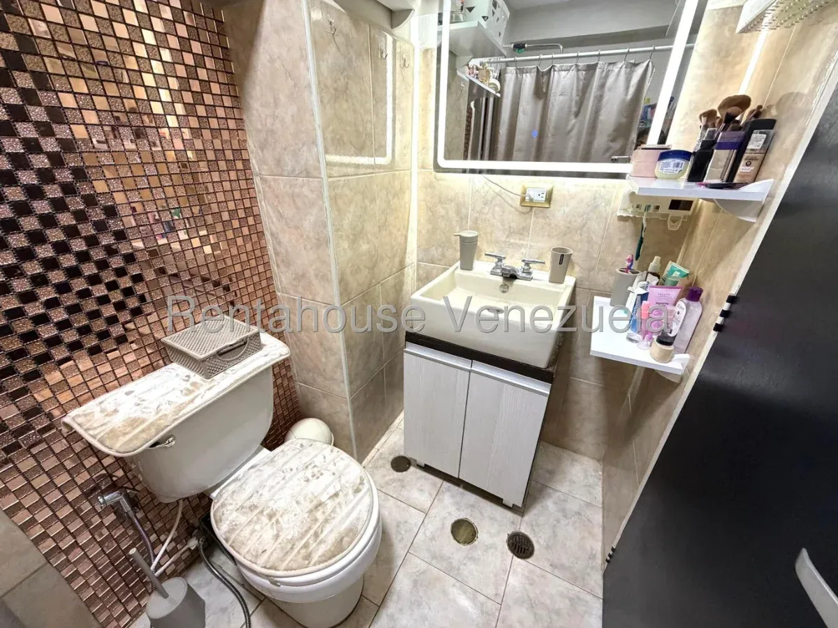 Exclusivo Apartamento en Venta Conjunto Res. Los Roques, Av. Intercomunal Turmero-Maracay - 21