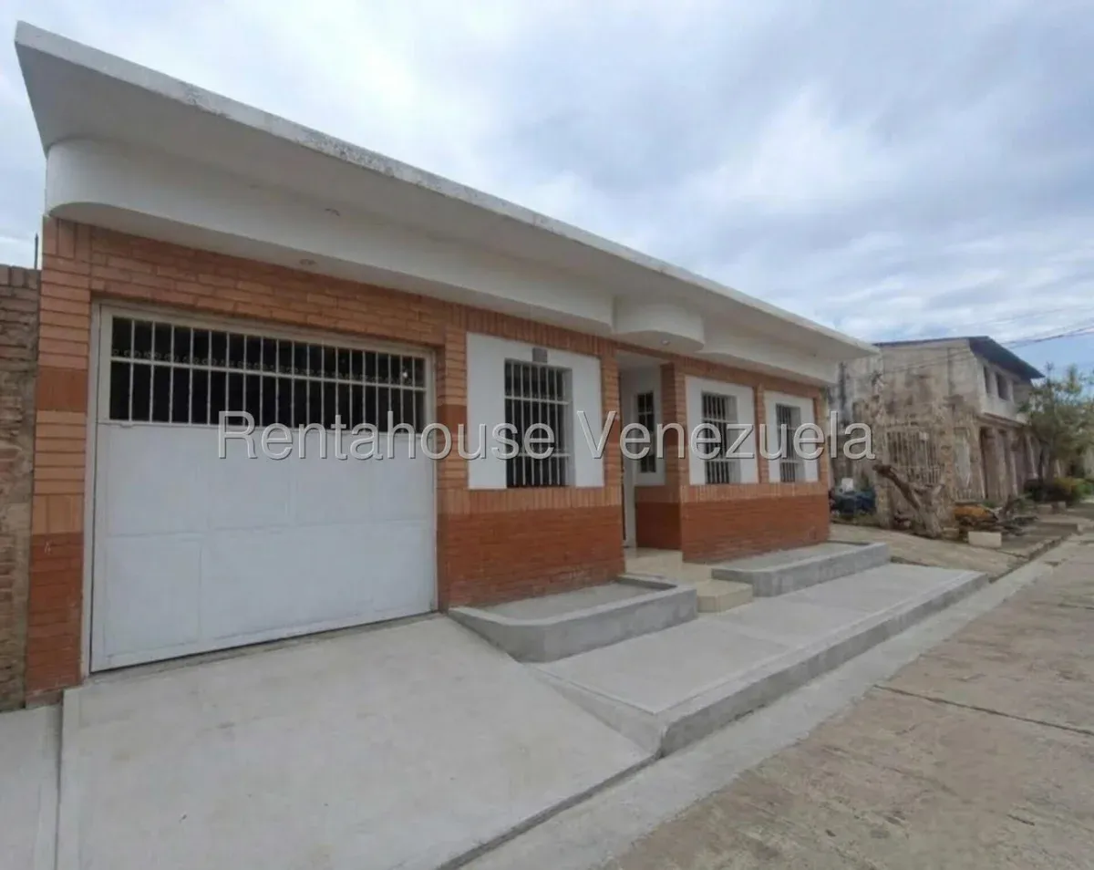Cómoda Casa en Venta Urb. Corinsa, Cagua, Edo. Aragua.