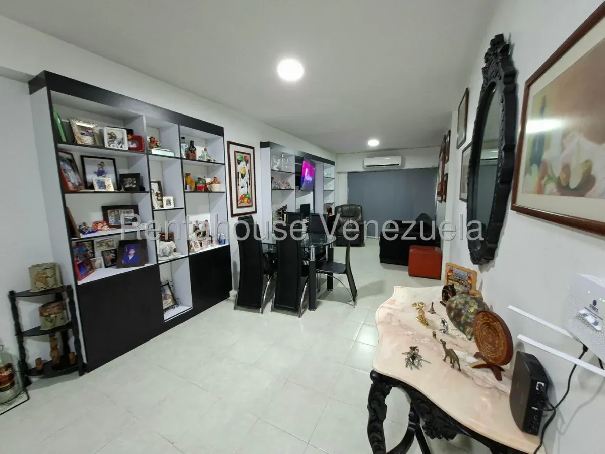 Hermoso Apartamento en Venta Res Torre Molino, La Barraca, Maracay. - 3