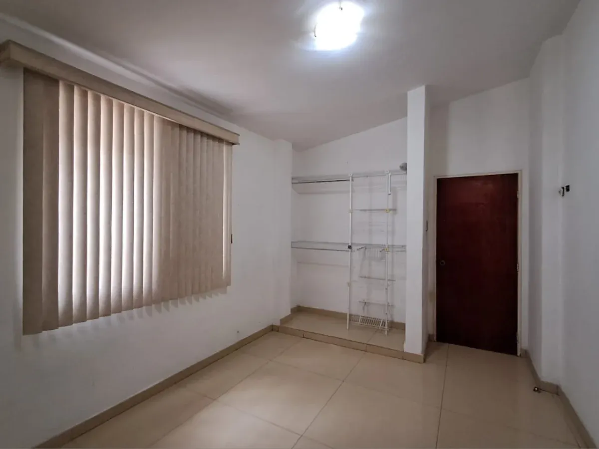 Excelente Oportunidad de Inversion Casa en Venta Urb. Las Amazonas Santa Rita Coropo, Edo. Aragua - 17