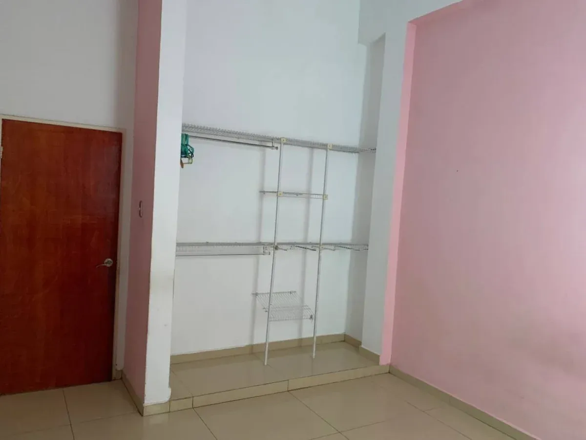 Excelente Oportunidad de Inversion Casa en Venta Urb. Las Amazonas Santa Rita Coropo, Edo. Aragua - 14
