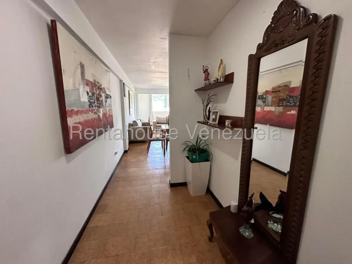 Excelente Apartamento en Venta Urb. Calicanto, Maracay - 25