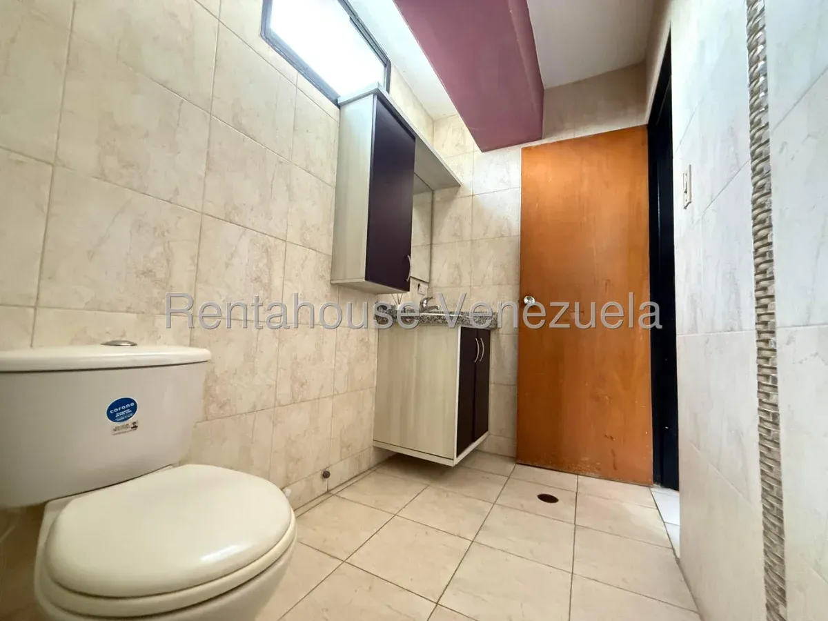 Oportunidad de Inversion Apartamento en Venta Calle Mariño Maracay, Edo. Aragua - 19