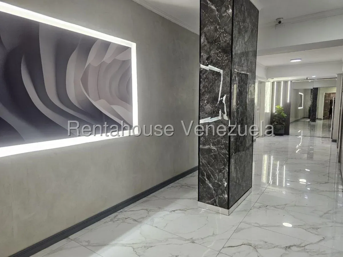 Hermoso Apartamento en Venta Urb. El Centro, Maracay - 16
