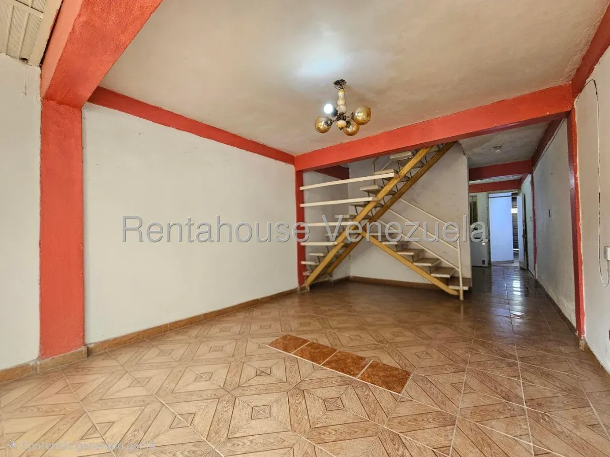 Comoda Casa en venta Sector Caña de Azúcar, Maracay, Edo. Aragua - 6