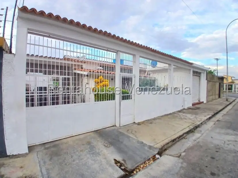 Acogedora Casa en Venta Urb. La Haciendita, Cagua, Edo. Aragua