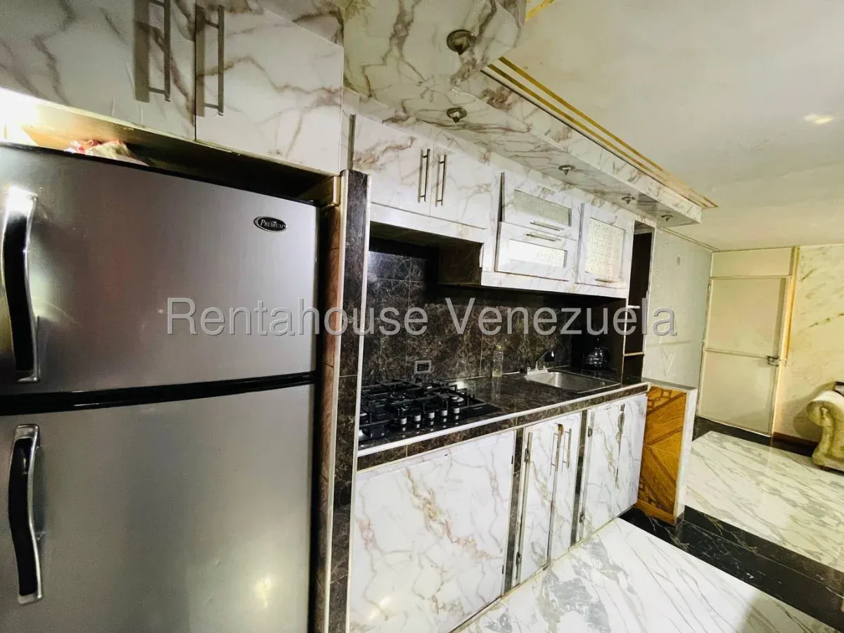 Apartamento en Alquiler Semi Amoblado Urb. Madre María, Los Samanes, Maracay - 7