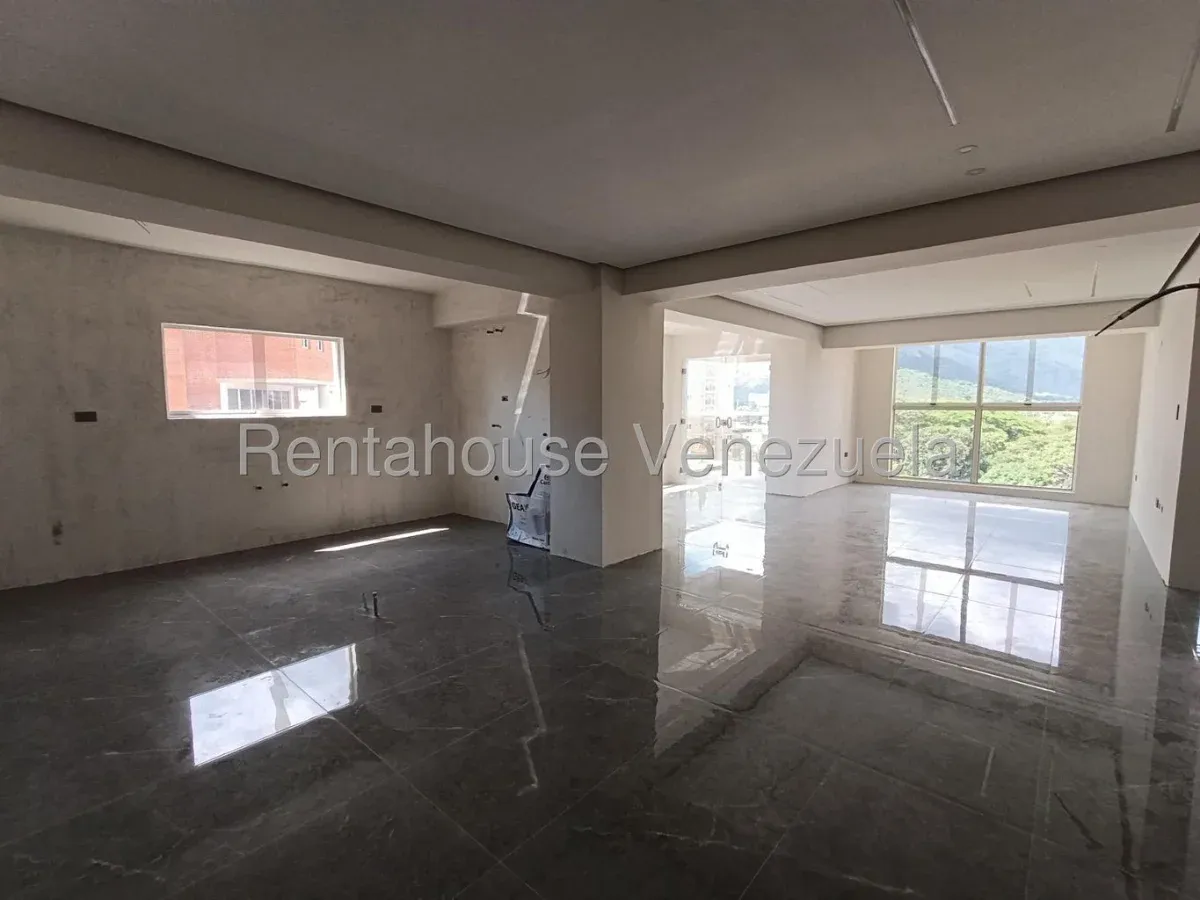Exclusivo Apartamento en Venta Urb. La Soledad, Zona Norte de Maracay - 3