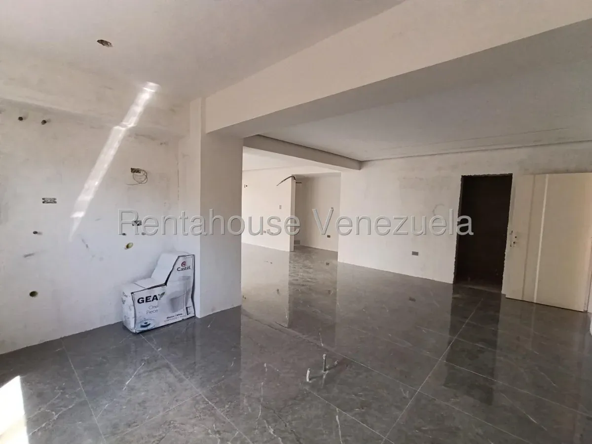 Exclusivo Apartamento en Venta Urb. La Soledad, Zona Norte de Maracay - 4