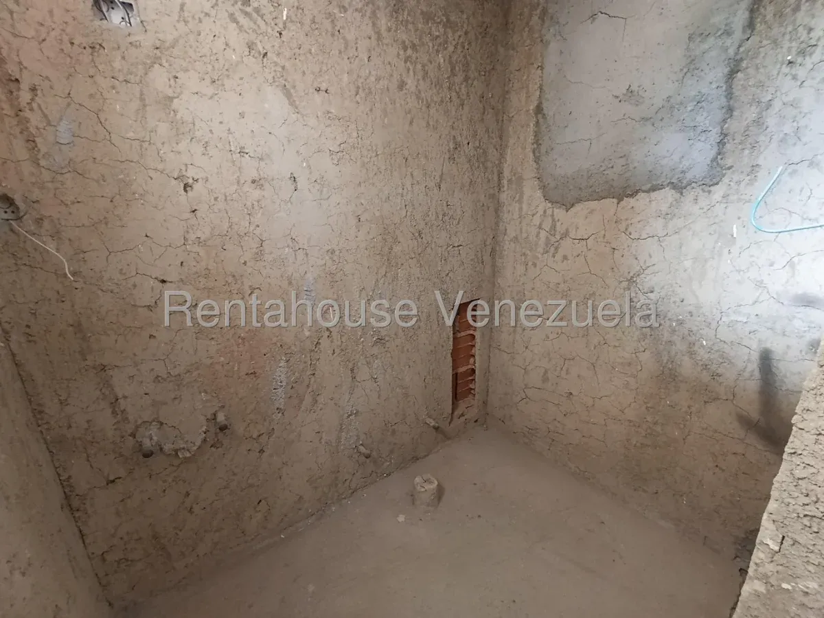 Exclusivo Apartamento en Venta Urb. La Soledad, Zona Norte de Maracay - 11