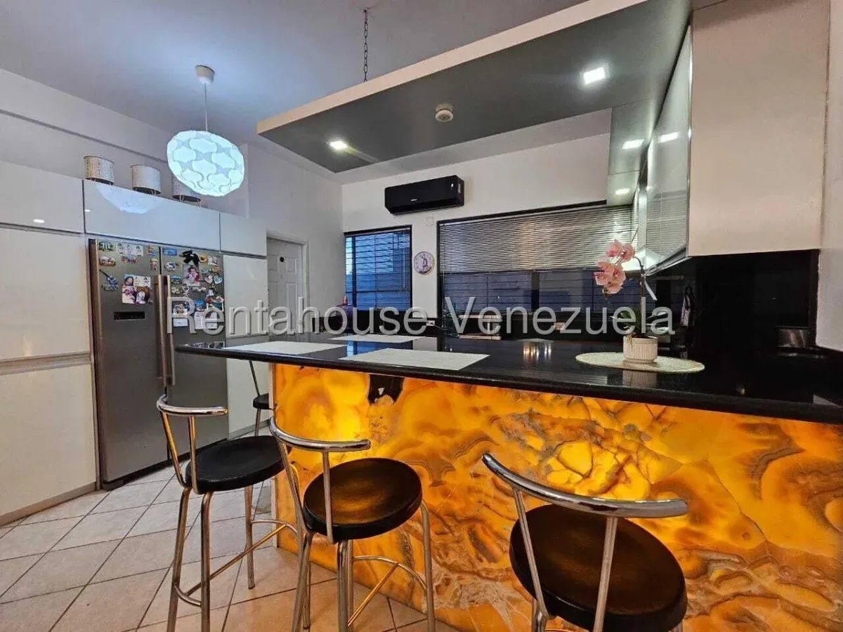 Hermoso Apartamento en Venta Urb. San Jacinto, Maracay, Edo. Aragua - 6