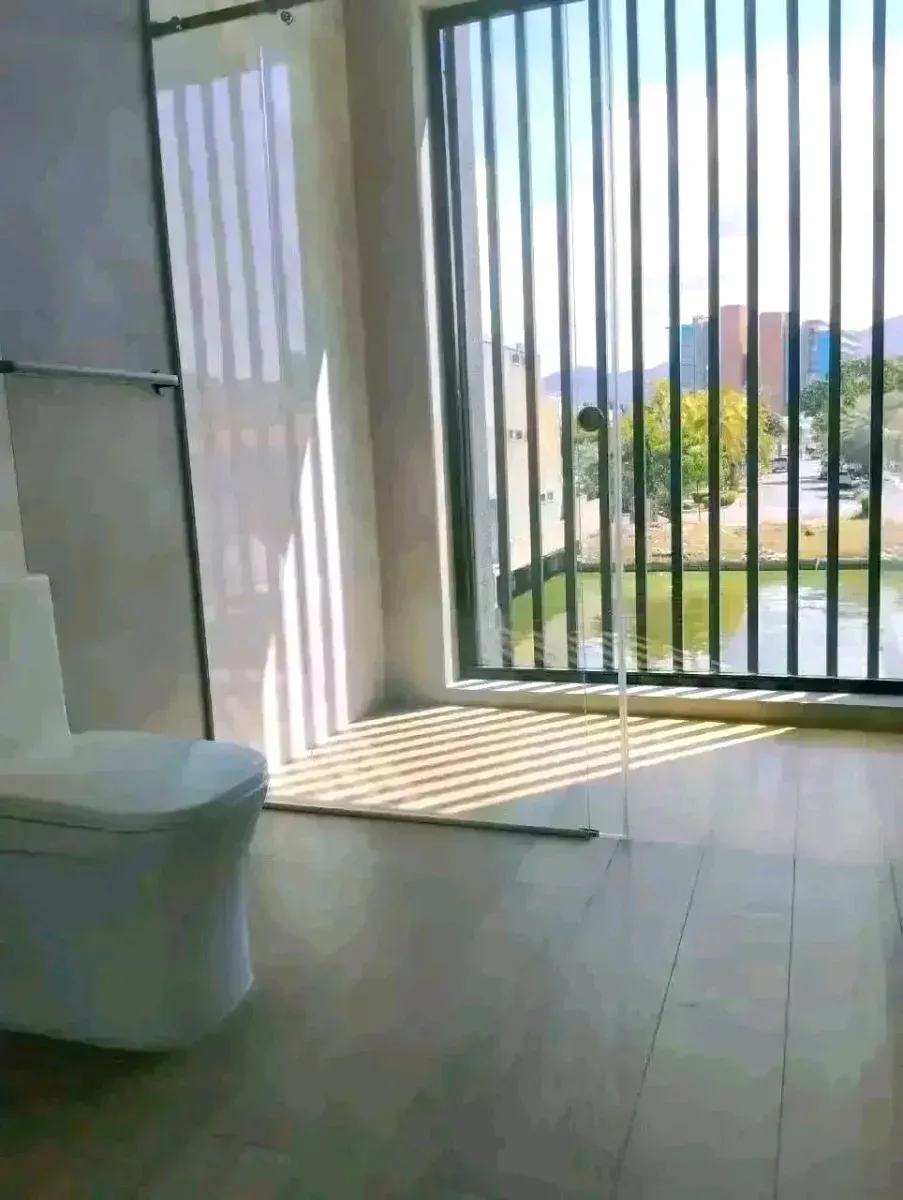 Exclusiva Casa Bote en Abanico, Lechería: Lujo Moderno, Muelle Privado, Vista al Canal. - 10