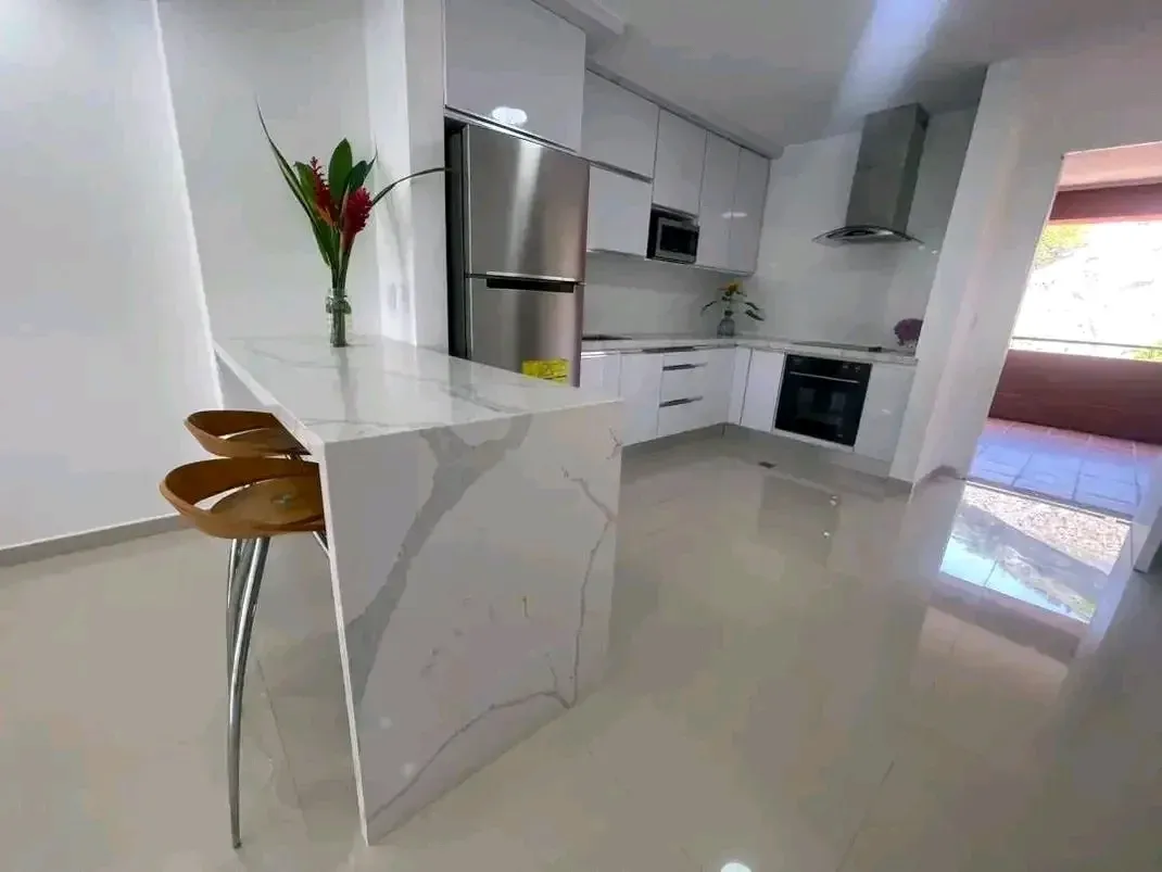 ¡Exclusivo Apartamento Moderno en Res. Isla Marina! Listo para Habitar - 6