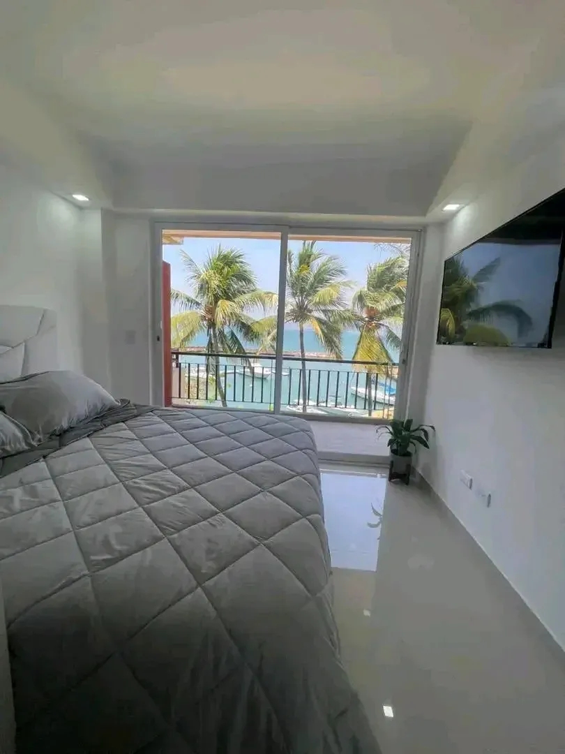 ¡Exclusivo Apartamento Moderno en Res. Isla Marina! Listo para Habitar - 8
