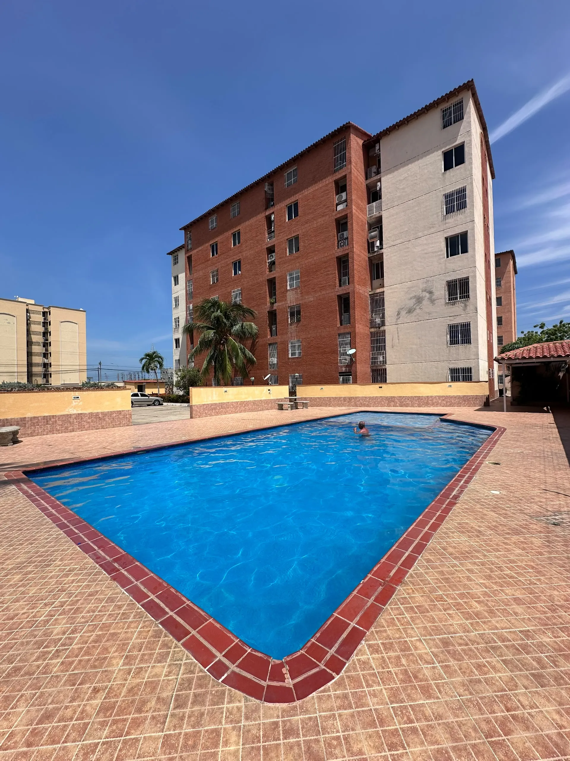 De oportunidad Vendo apartamento amoblado y equipado CR Neveri - 12