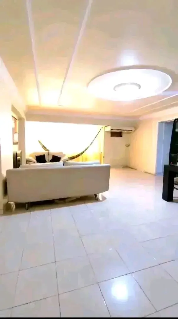 Vendo apartamento Av Bolivar de PLC, NEGOCIABLE Solo clientes - 2