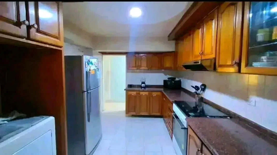 Vendo apartamento Av Bolivar de PLC, NEGOCIABLE Solo clientes - 7
