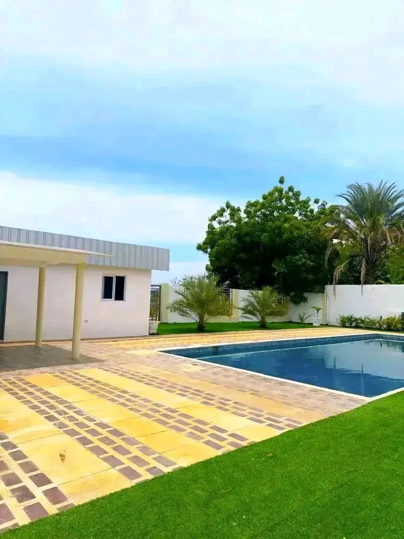 VENDO VILLA EN CAMPO DE GOLF CR LAS VILLA SOLO CLIENTES - 5