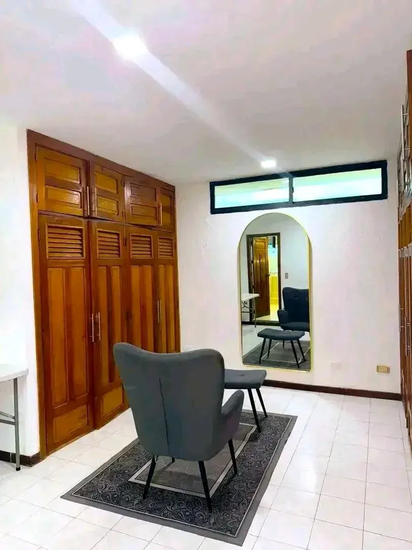 VENDO VILLA EN CAMPO DE GOLF CR LAS VILLA SOLO CLIENTES - 13