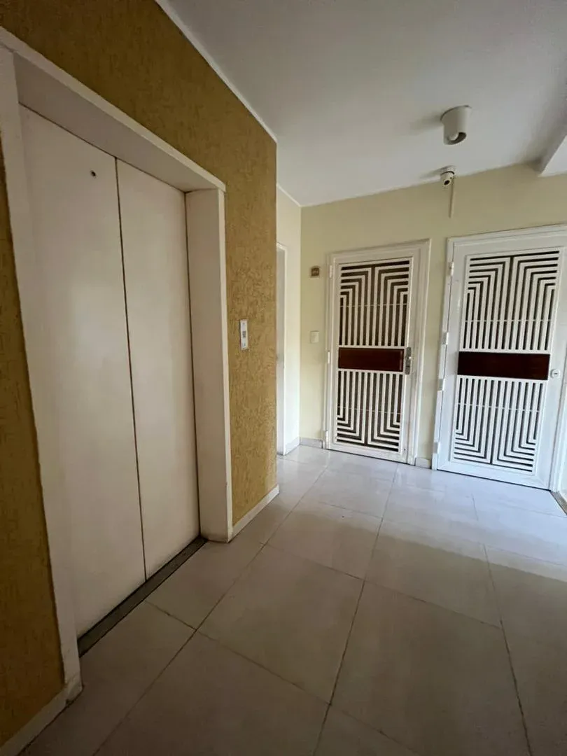 BRICK LH vende cómodo apartamento CR Ahtenas , Nva Barcelona - 16