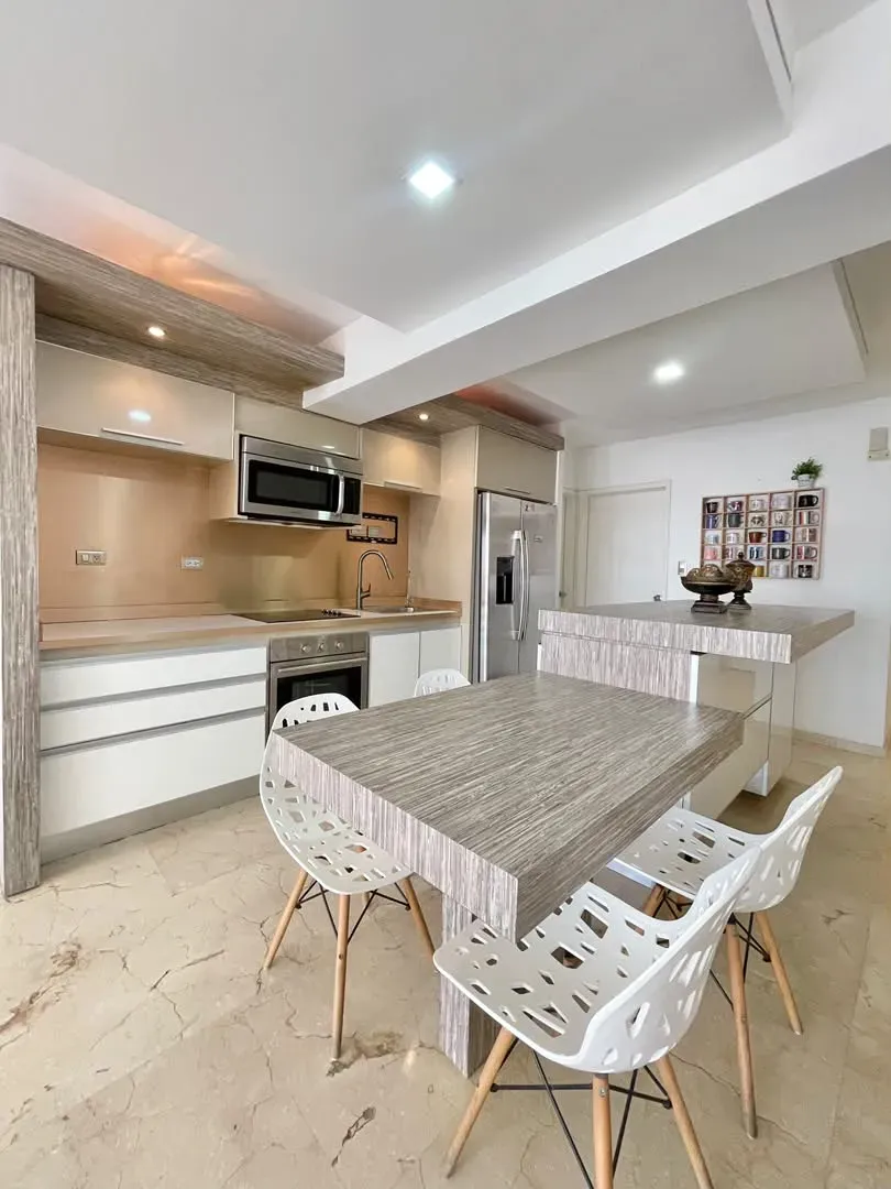 Moderno apartamento amoblado y equipado en Lecheria - 4