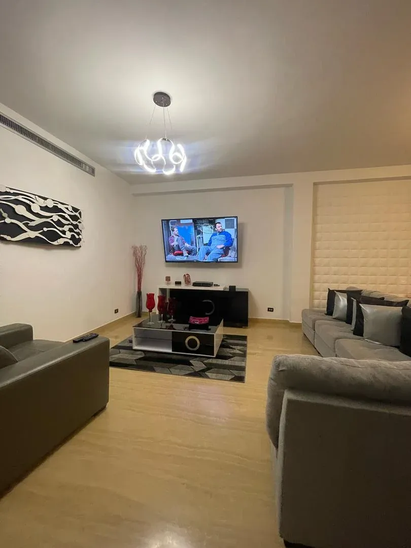 BRICK LUXURY HOMES VENDE MODERNA VILLA - 11