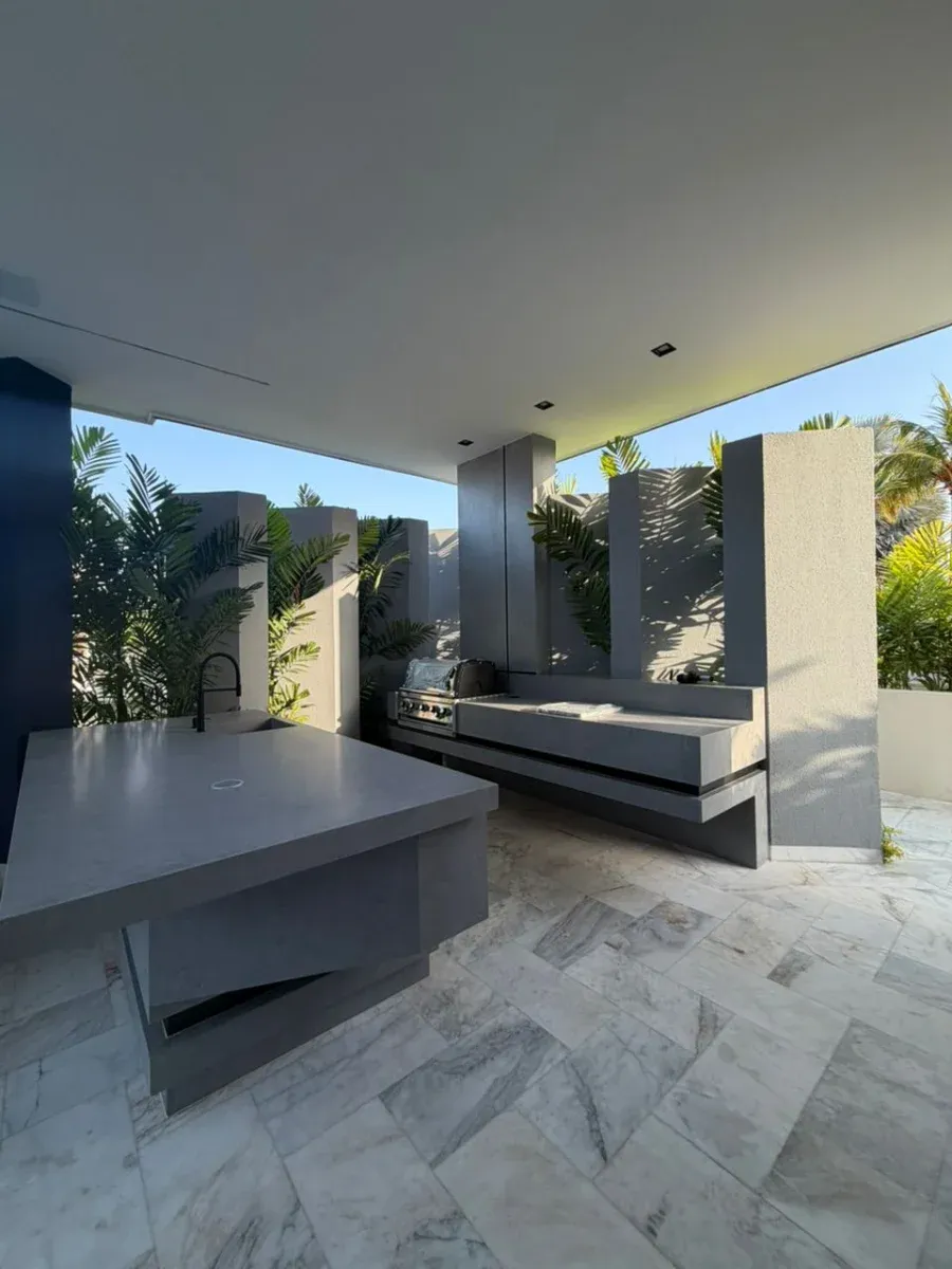 BRICK LUXURY HOMES VENDE MODERNA VILLA - 13