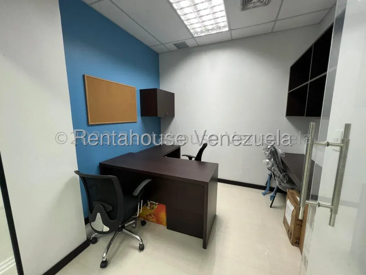 Oficina En Alquiler Los Ruices, Totalmente Amoblada. Posee Internet Y Línea Telefónica - 9