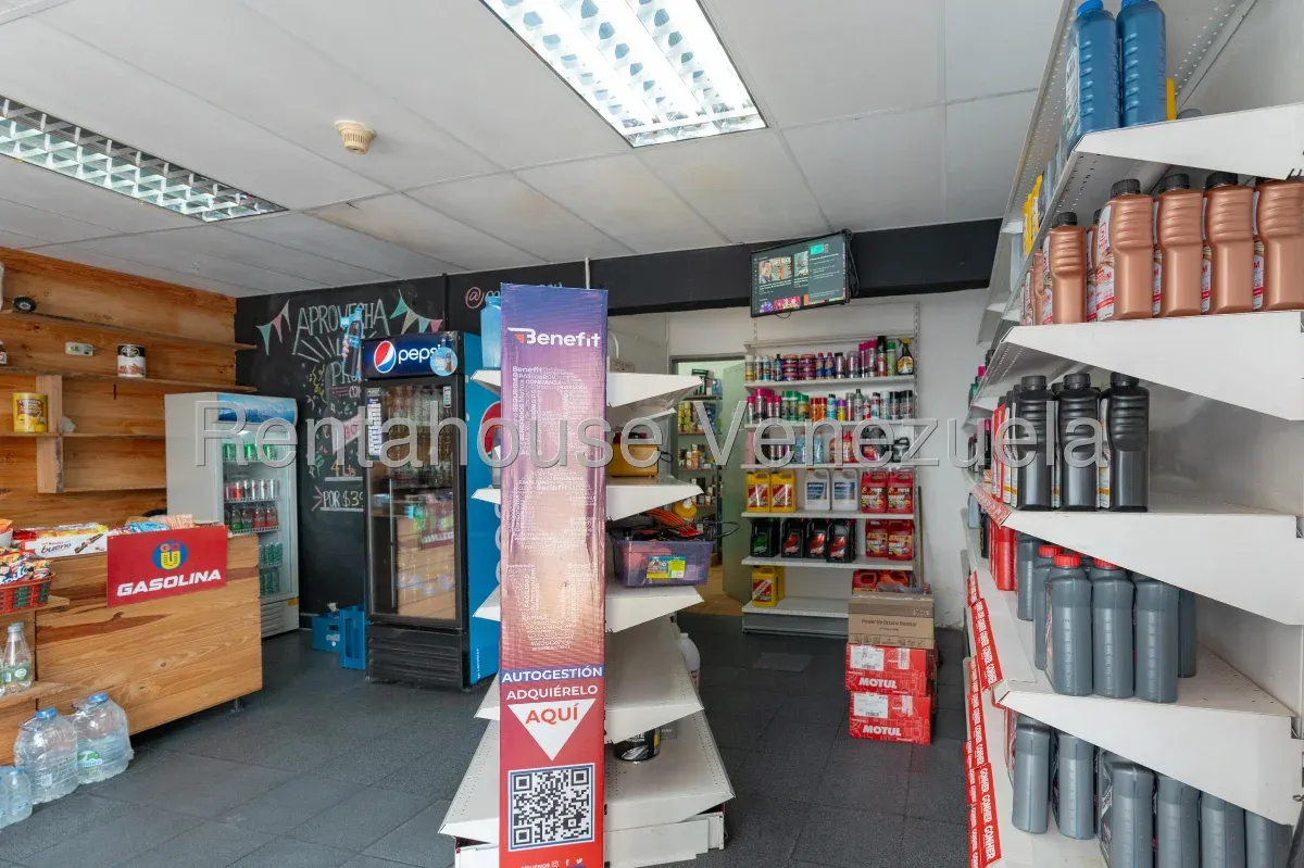 En Venta Estación De Gasolina Con La Mejor Ubicación Del Municipio Chacao, La Floresta - 8