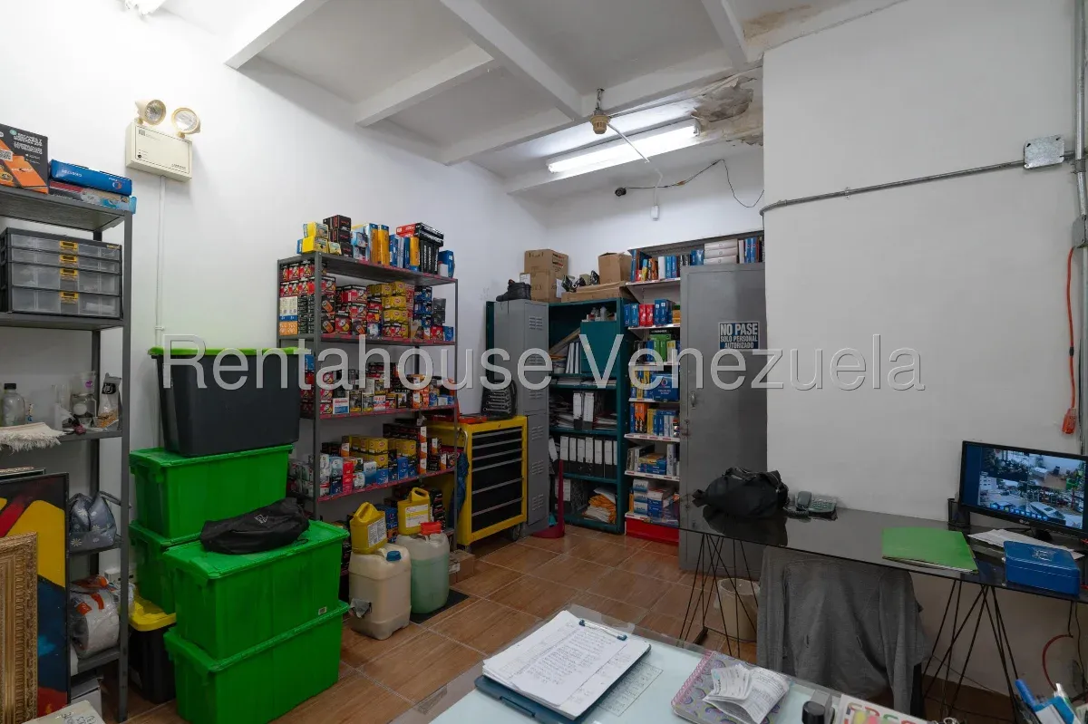 En Venta Estación De Gasolina Con La Mejor Ubicación Del Municipio Chacao, La Floresta - 12