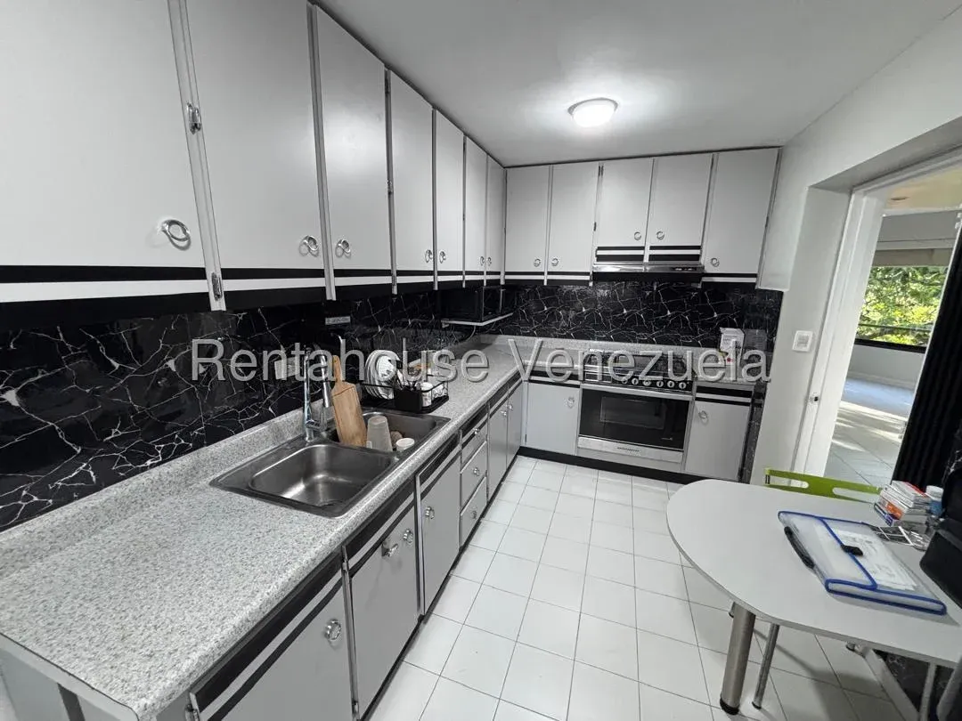 Apartamento En Venta Montecristo. Edificio Con Pozo De Agua Propio. Areas Verdes Con Caminerías - 5