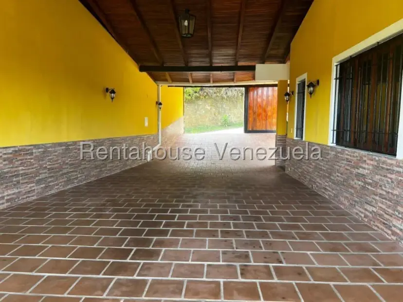 Espectacular Casa En Venta San Antonio De Los Altos. Bellos Jardines. Agradable Clima De Montaña