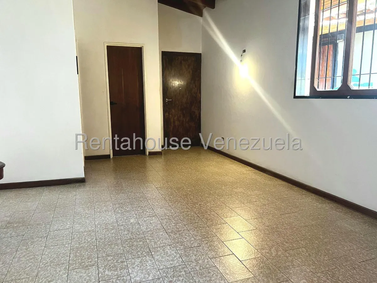 Espectacular Casa En Venta San Antonio De Los Altos. Bellos Jardines. Agradable Clima De Montaña - 13