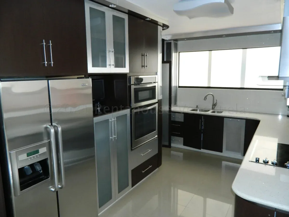 Espacioso Y Bello Apartamento En Venta San Antonio De Los Altos, Urbanización Las Salias - 7