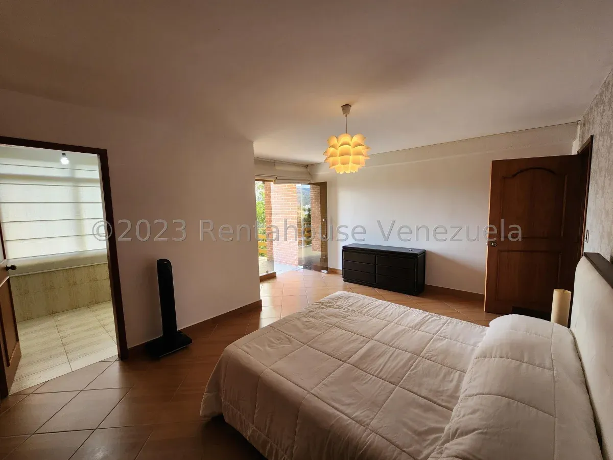 Estupenda Casa En Venta Carrizal Con Extenso Terreno. Amplia Terraza Con Linda Vista - 20