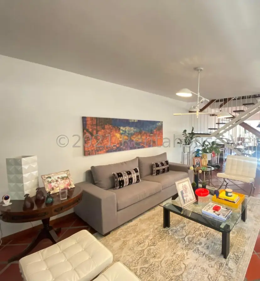 Bonita Y Acogedora Casa En Venta Colinas De La California. Terraza Con Linda Vista Panorámica