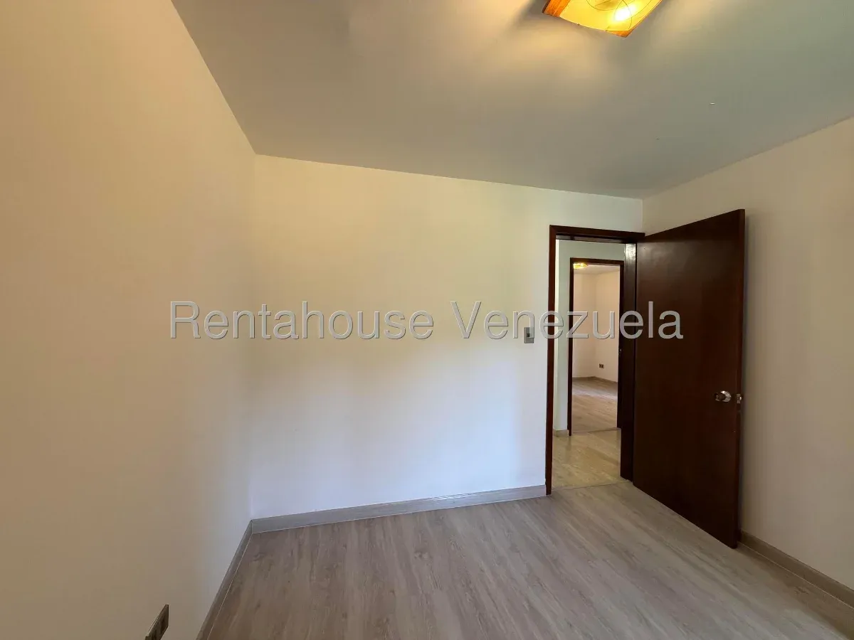 Bonito Apartamento En Venta El Encantado. Pisos De Mármol. Dos Puestos De Estacionamiento - 14