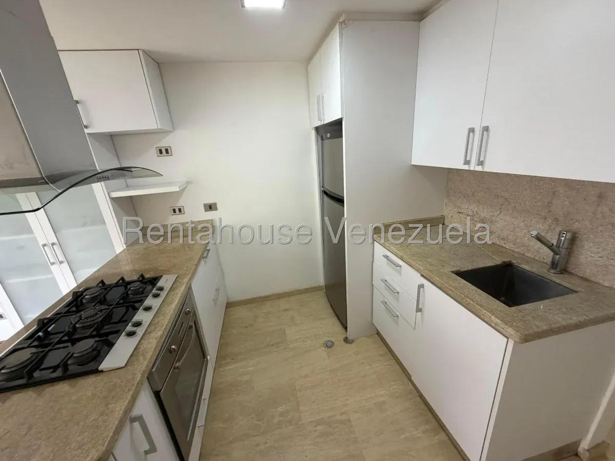 Bonito Apartamento En Venta El Encantado. Pisos De Mármol. Dos Puestos De Estacionamiento - 18
