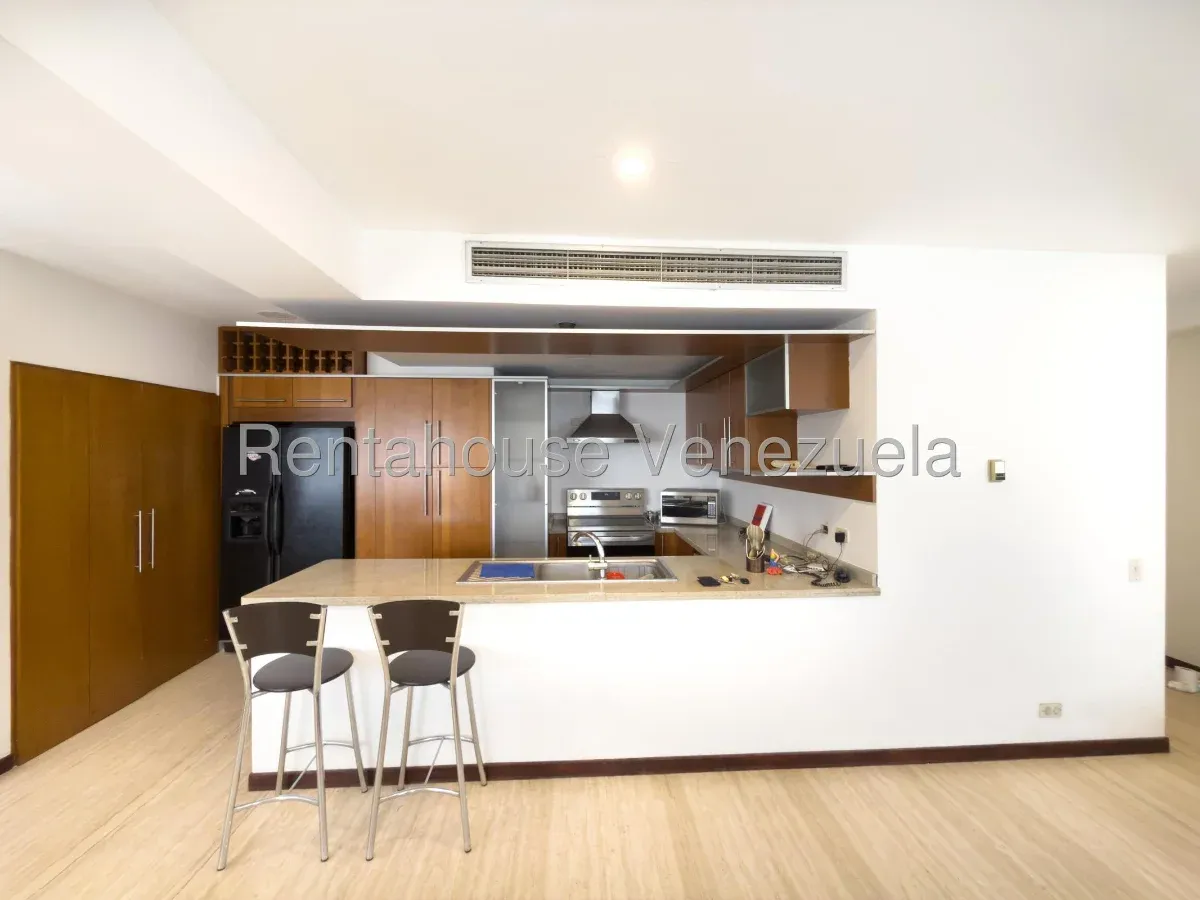 Estupendo Apartamento Ph En Alquiler La Castellana. Amoblado. Terraza Con Parrillera - 6