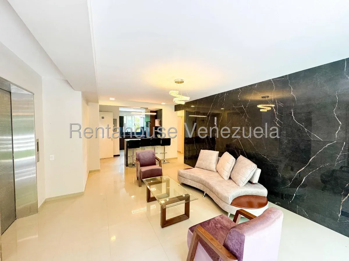 Moderno Y Hermoso Apartamento En Venta Santa Fe Sur. Amoblado. Piso Bajo - 2