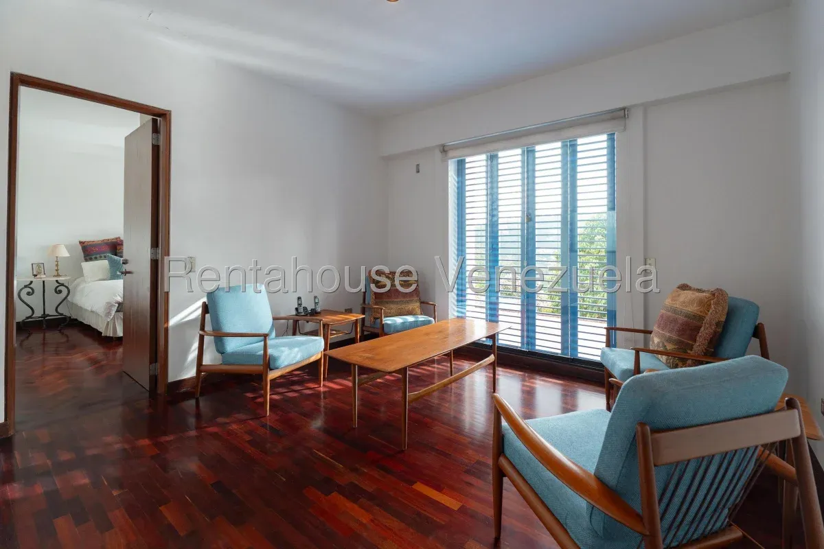 Espectacular Casa En Venta Alto Hatillo. Bellísimo Jardín Con Terrazas - 14